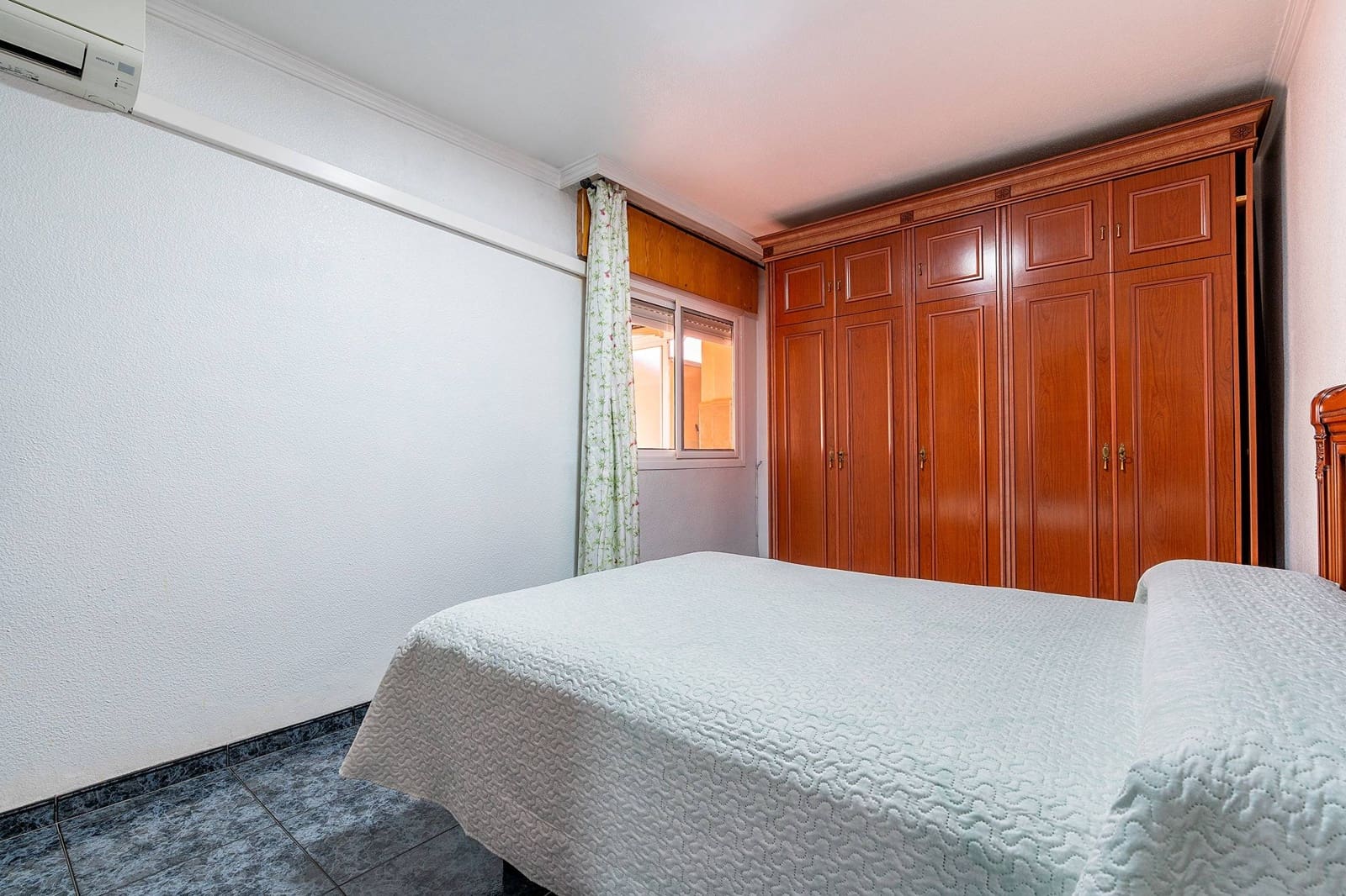 4 Zimmer Wohnung zu verkaufen in El Ejido - 190.000 € (Ref: 10180635)