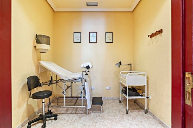 Commercial for rent in Aguadulce (Almeria), Roquetas de Mar - € 1,100 (Ref: 8077279)