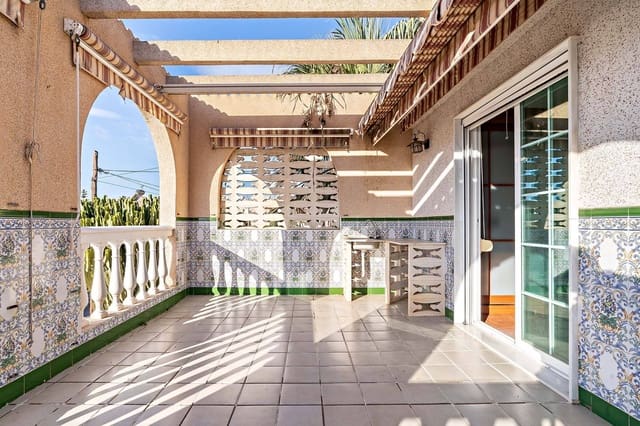 5 soverom Villa til salgs i Aguadulce (Almeria), Roquetas de Mar med svømmebasseng garasje - € 420 000 (Ref: 8099801)