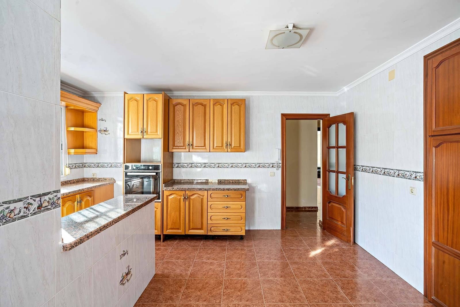 5 bedroom Villa for sale in Aguadulce (Almeria) with pool garage - € 420,000 (Ref: 8099801)