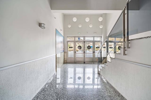 Office for sale in El Parador de las Hortichuelas, Roquetas de Mar - € 100,000 (Ref: 8152455)