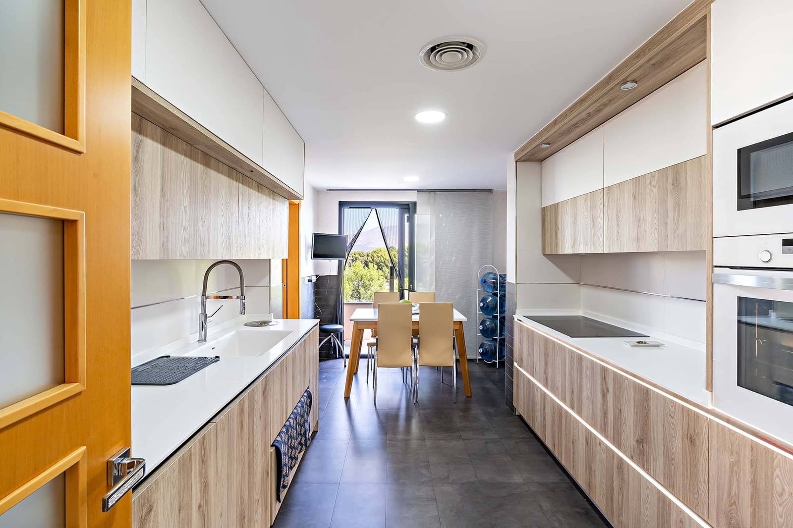 3 makuuhuone Rivitalo myytävänä paikassa Huercal de Almeria mukana uima-altaan - 580 000 € (Ref: 8533856)