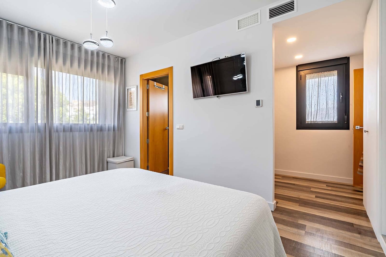 3 makuuhuone Rivitalo myytävänä paikassa Huercal de Almeria mukana uima-altaan - 580 000 € (Ref: 8533856)