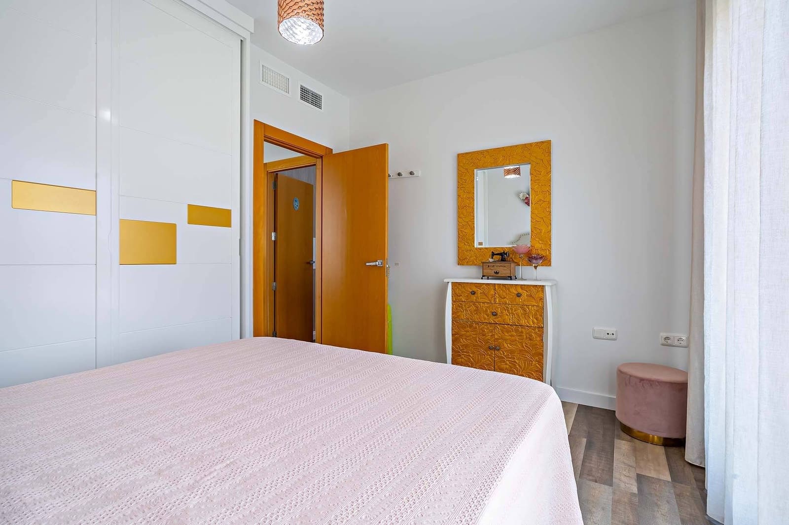 3 makuuhuone Rivitalo myytävänä paikassa Huercal de Almeria mukana uima-altaan - 580 000 € (Ref: 8533856)