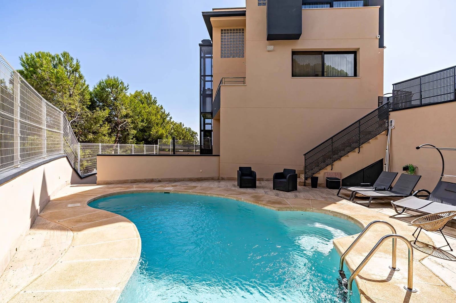 3 makuuhuone Rivitalo myytävänä paikassa Huercal de Almeria mukana uima-altaan - 580 000 € (Ref: 8533856)