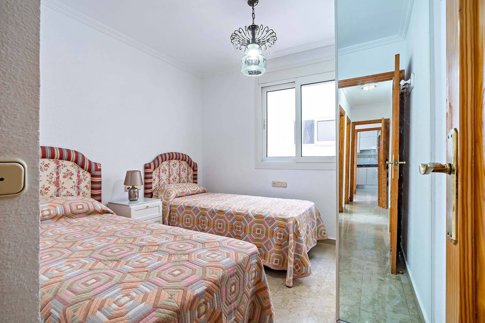 3 makuuhuone Asunto vuokrattavana paikassa Almeria kaupunki - 850 € (Ref: 8636444)