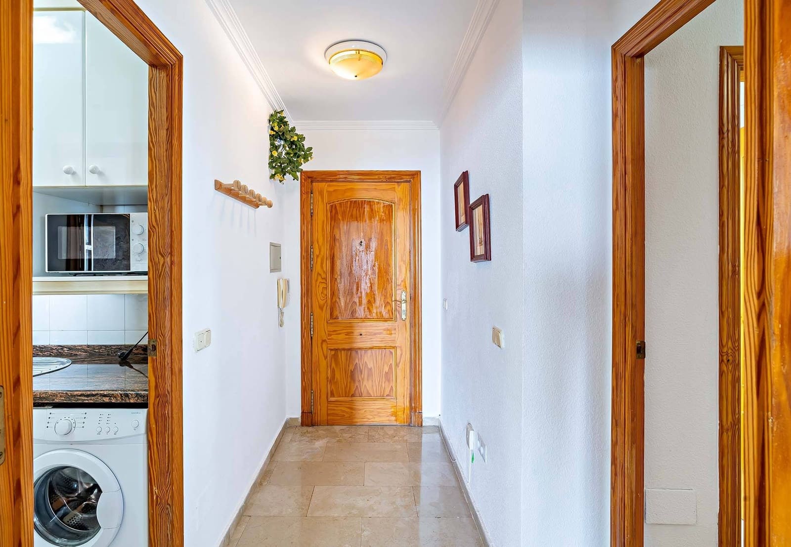 3 makuuhuone Asunto vuokrattavana paikassa Almeria kaupunki - 850 € (Ref: 8636444)