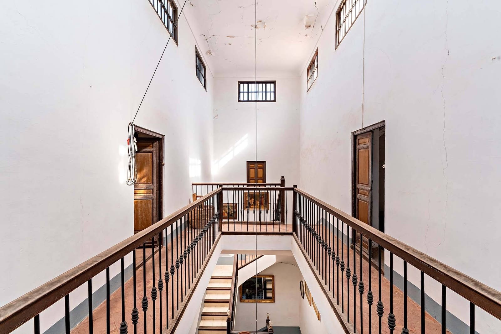 10 soveværelse Byhus til salg i Berja med garage - € 265.000 (Ref: 8789662)