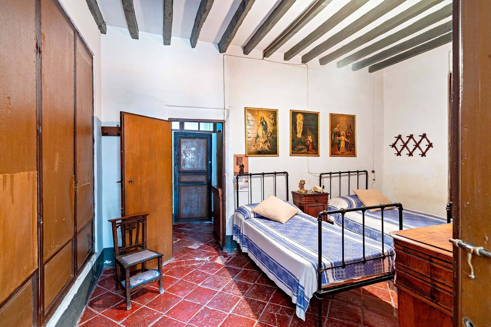 10 soveværelse Byhus til salg i Berja med garage - € 265.000 (Ref: 8789662)