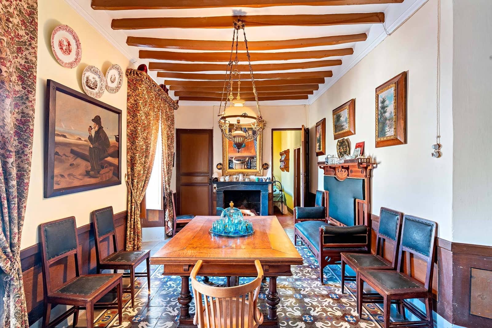 10 soveværelse Byhus til salg i Berja med garage - € 265.000 (Ref: 8789662)