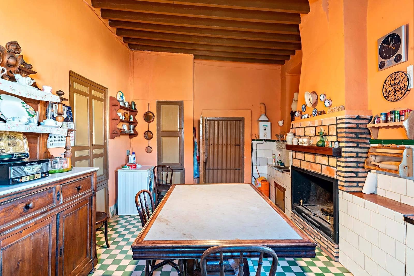 10 soveværelse Byhus til salg i Berja med garage - € 265.000 (Ref: 8789662)