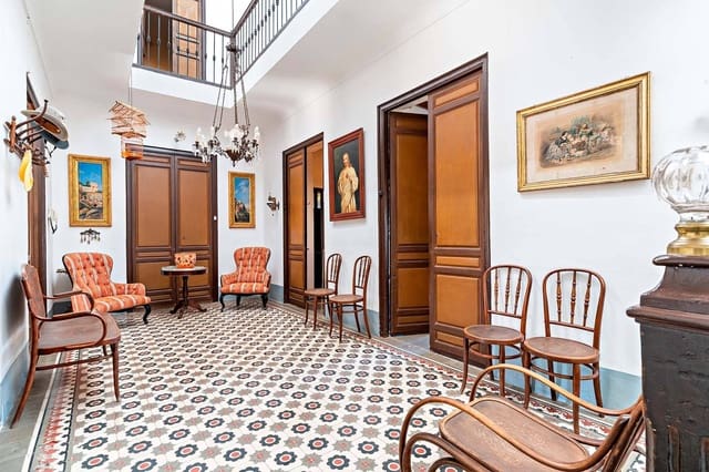 10 soveværelse Byhus til salg i Berja med garage - € 265.000 (Ref: 8789662)