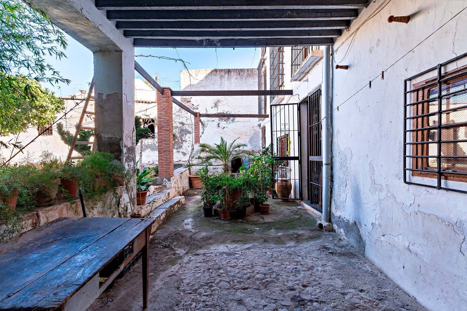 10 soveværelse Byhus til salg i Berja med garage - € 265.000 (Ref: 8789662)