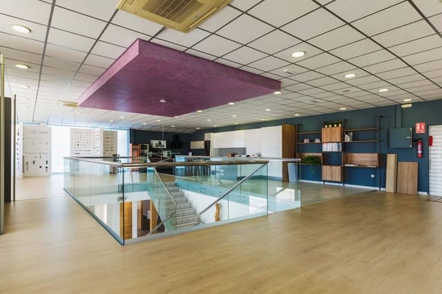 Virksomhed til salg i Albox - € 890.000 (Ref: 8849500)