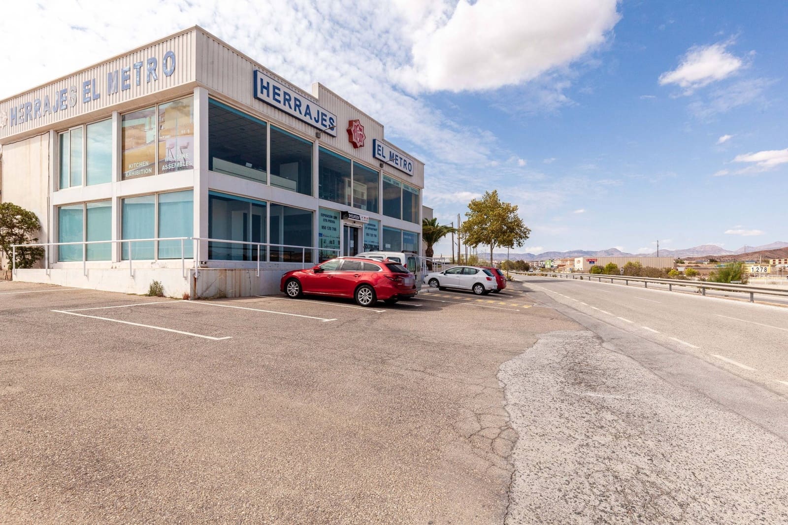 Virksomhed til salg i Albox - € 890.000 (Ref: 8849500)