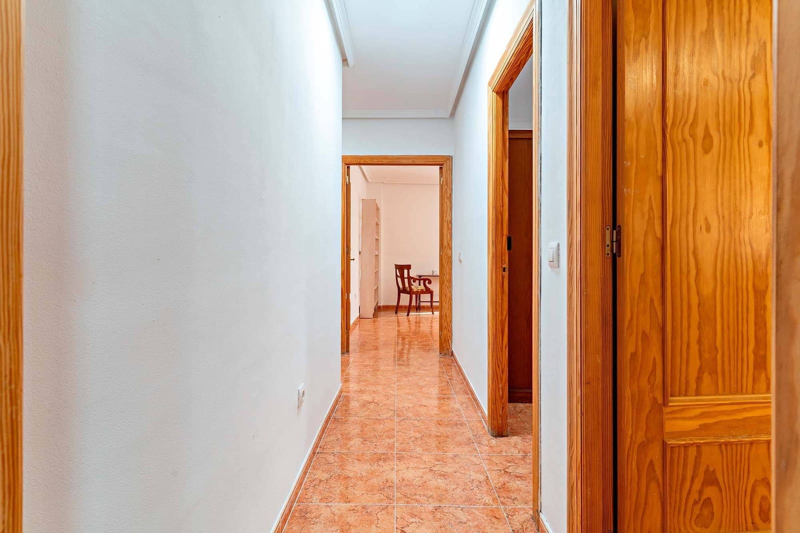 3 bedroom Apartment for sale in Almeria city - € 180,000 (Ref: 8880039)