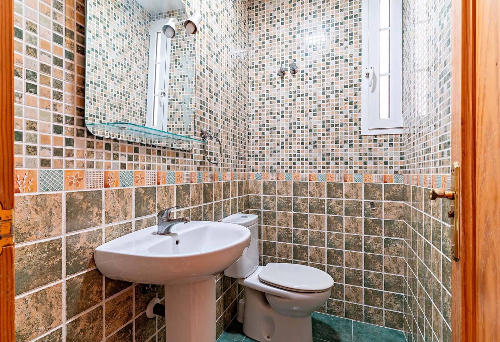 3 bedroom Apartment for sale in Almeria city - € 180,000 (Ref: 8880039)