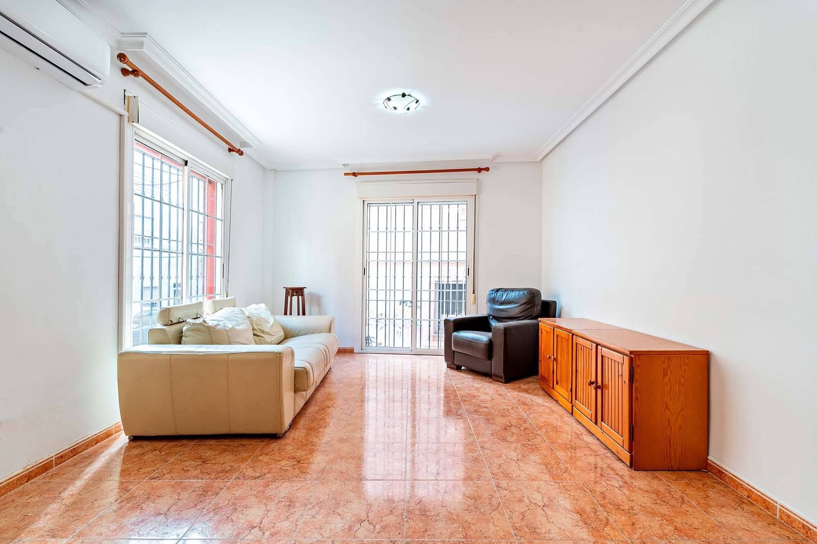 3 sypialnia Apartament na sprzedaż w Miasto Almeria - 180 000 € (Ref: 8880039)