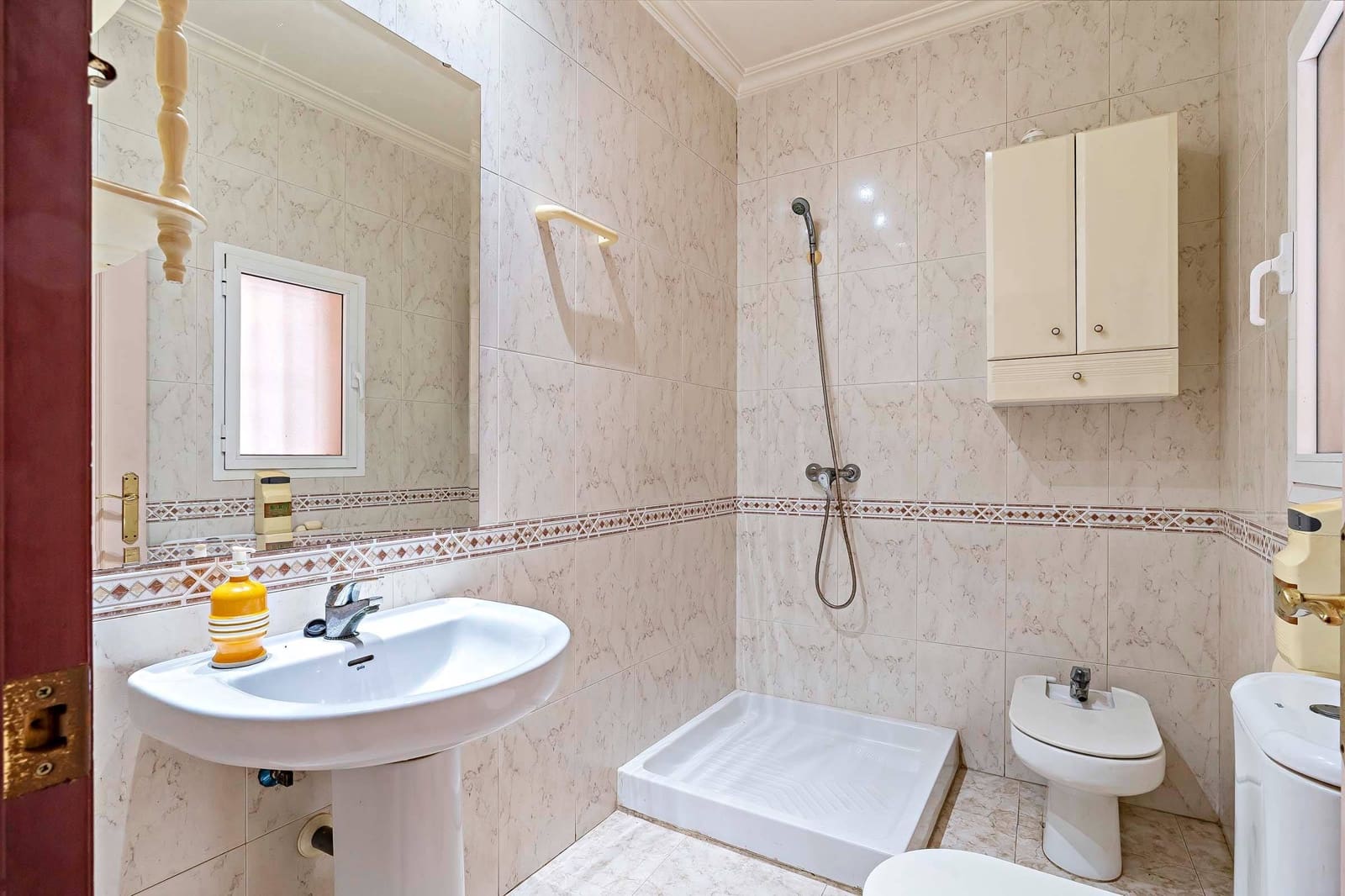 7 soveværelse Lejlighed til salg i Aguadulce (Almeria) - € 350.000 (Ref: 8941501)