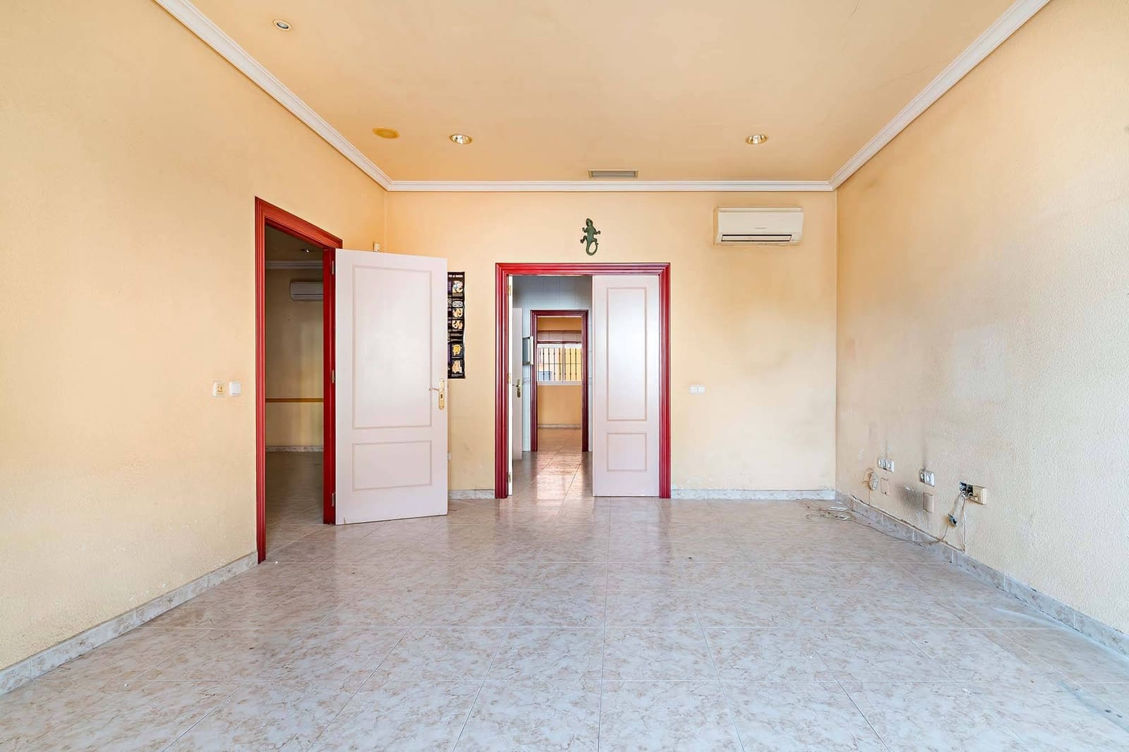 7 soveværelse Lejlighed til salg i Aguadulce (Almeria) - € 350.000 (Ref: 8941501)
