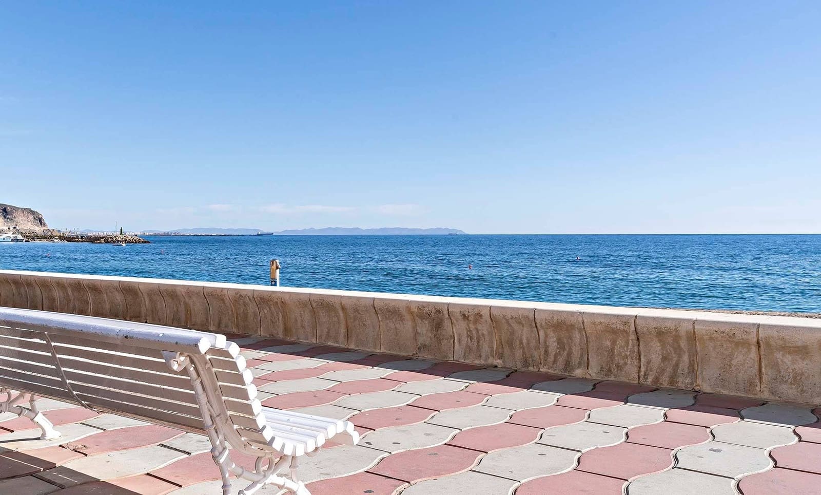 7 soveværelse Lejlighed til salg i Aguadulce (Almeria) - € 350.000 (Ref: 8941501)