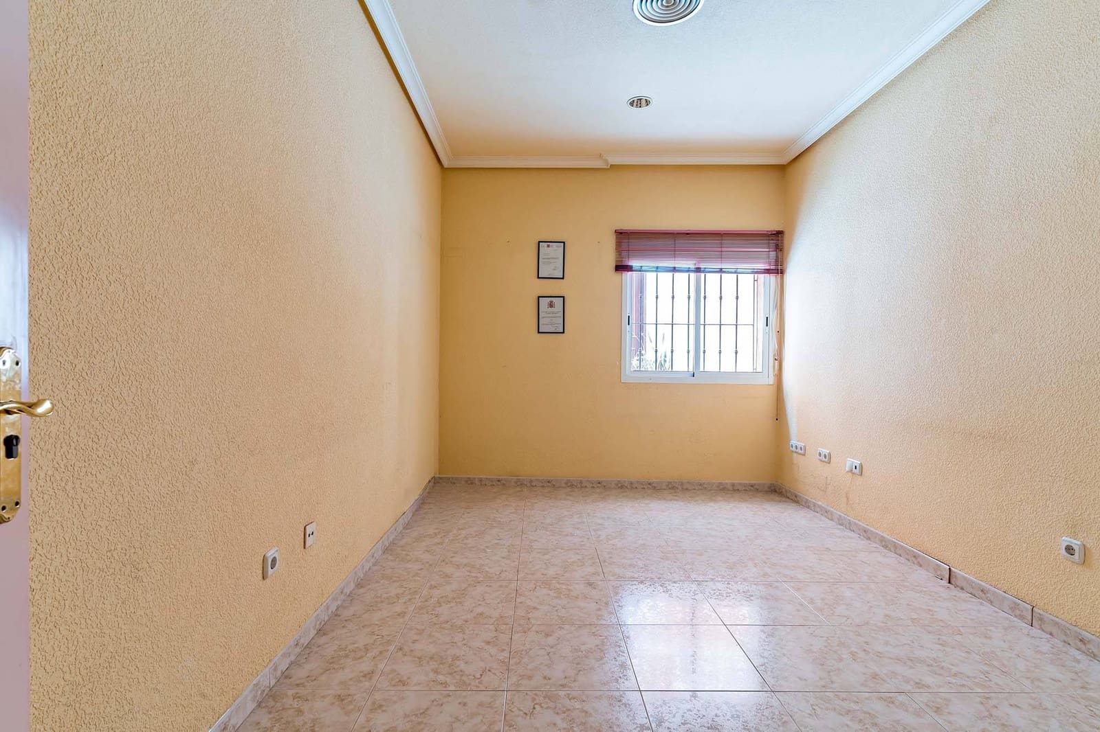 7 soveværelse Lejlighed til salg i Aguadulce (Almeria) - € 350.000 (Ref: 8941501)