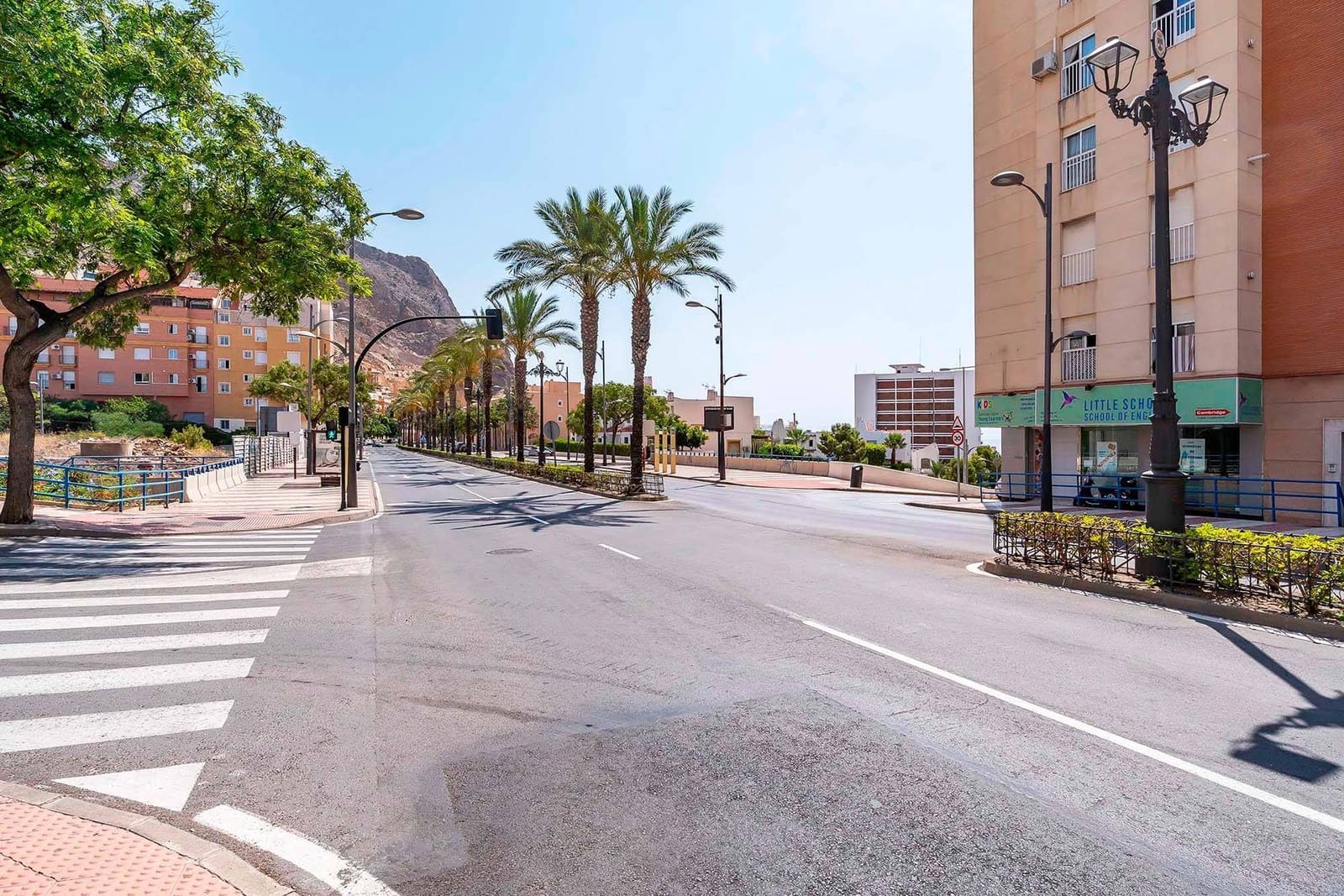 7 soveværelse Lejlighed til salg i Aguadulce (Almeria) - € 350.000 (Ref: 8941501)