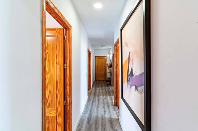 3 soverom Penthouse til salgs i Roquetas de Mar med garasje - € 170 000 (Ref: 8985940)