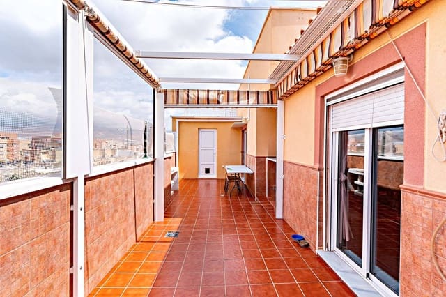 3 soveværelse Penthouse til salg i Roquetas de Mar med garage - € 170.000 (Ref: 8985940)