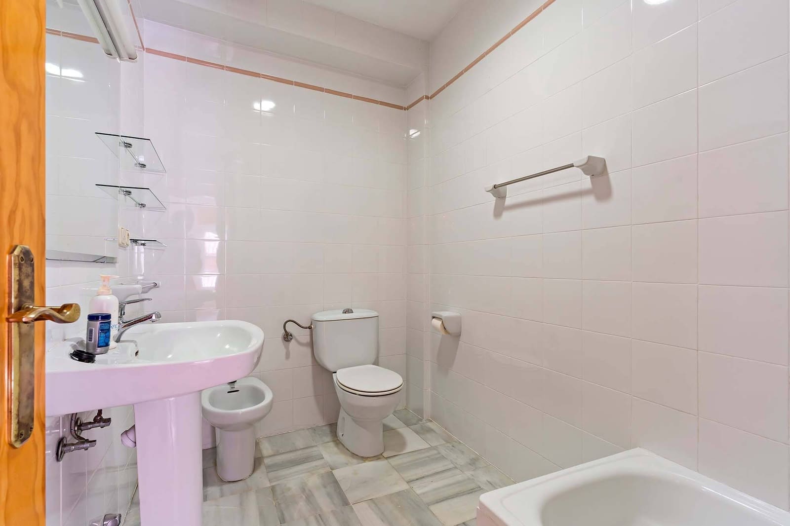 3 soverom Leilighet til salgs i Gador med garasje - € 195 000 (Ref: 8994118)