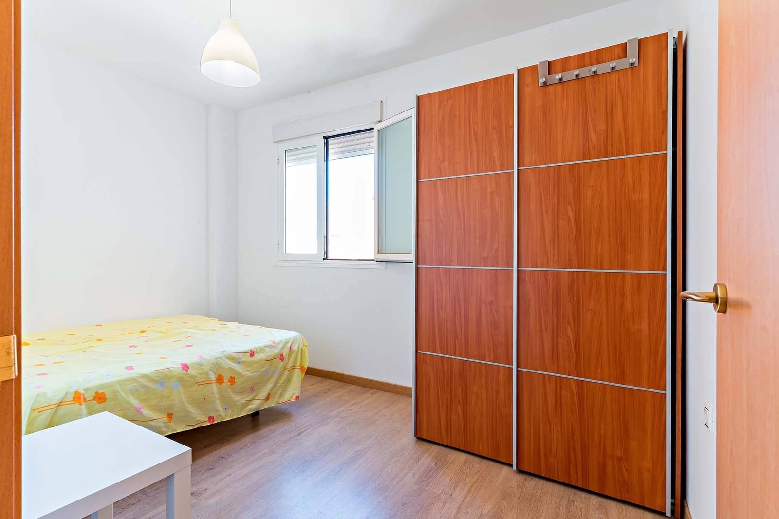 Piso de 3 habitaciones en Aguadulce (Almeria) en venta - 126.000 € (Ref: 9018174)