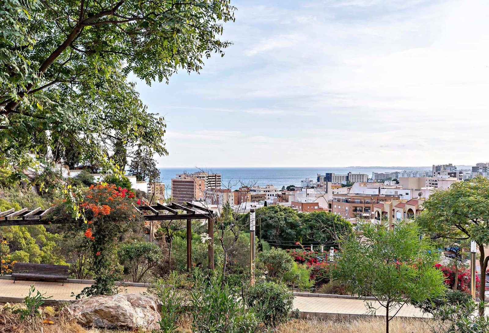 Piso de 3 habitaciones en Aguadulce (Almeria) en venta - 126.000 € (Ref: 9018174)