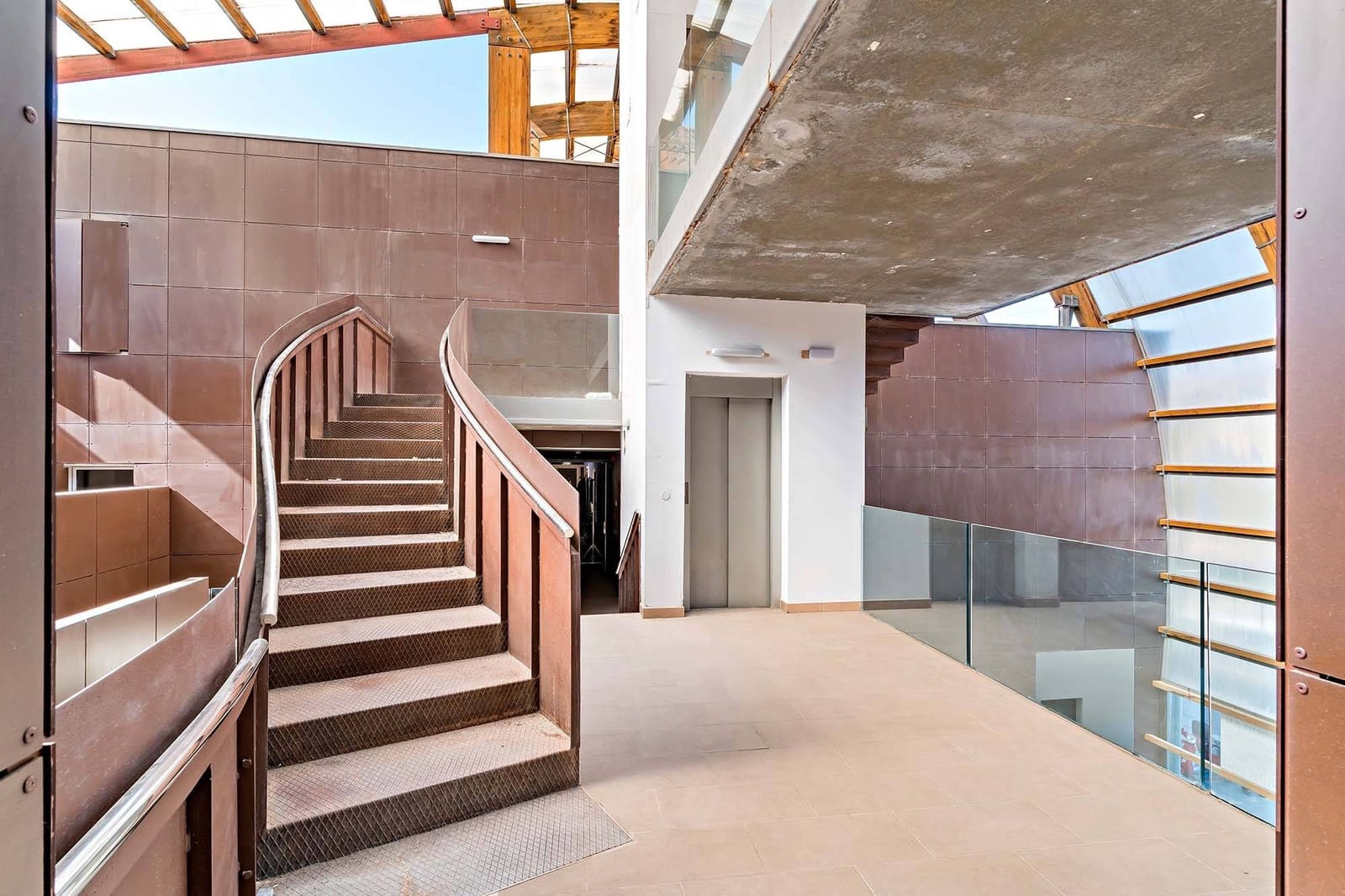 Kontor att hyra i Huercal de Almeria - 550 € (Ref: 9034418)