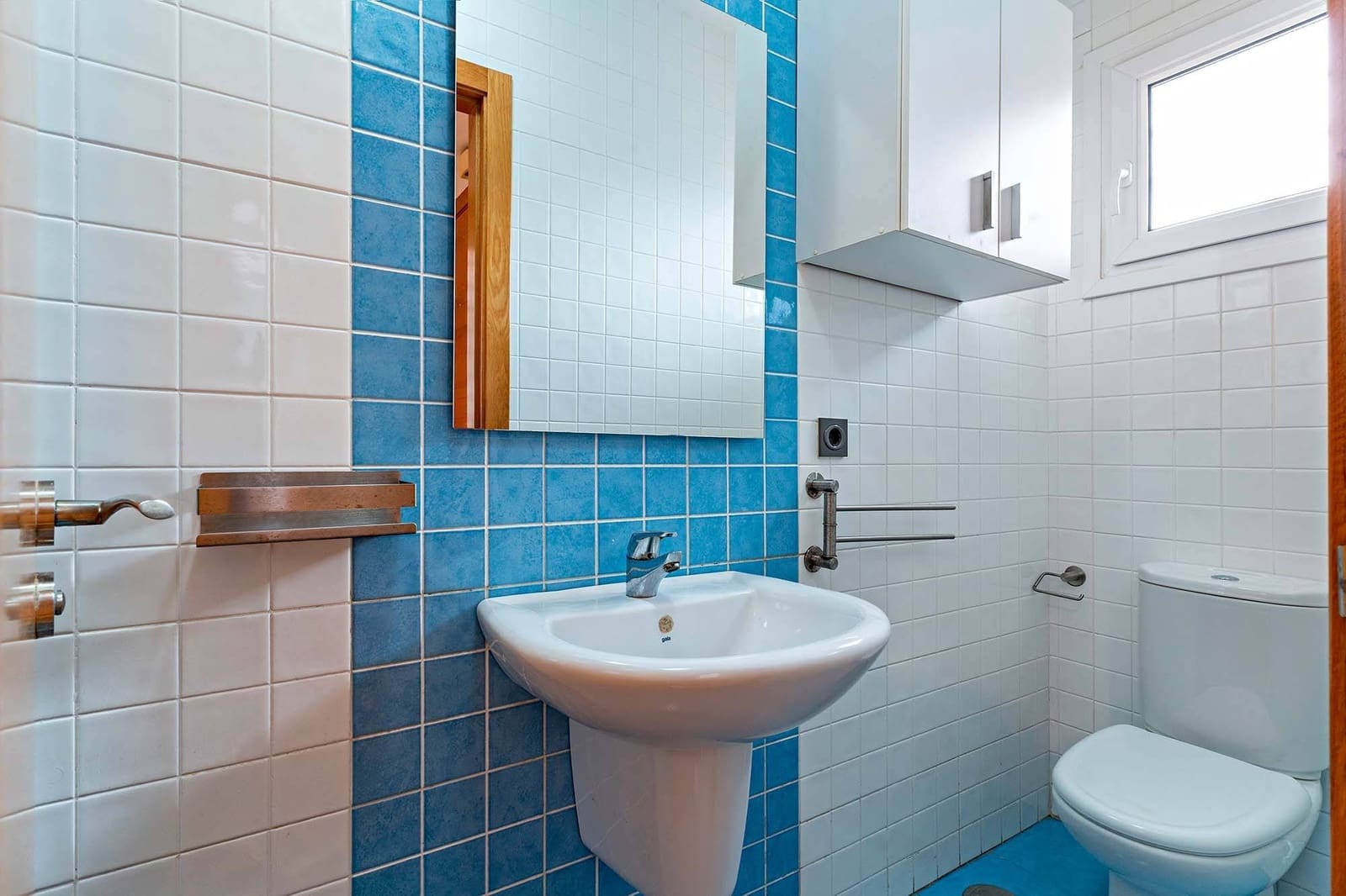 5 soveværelse Rækkehus til salg i Almeria by med garage - € 360.000 (Ref: 9073323)