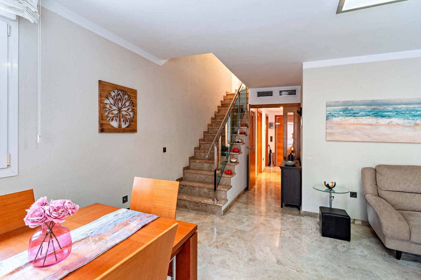 5 quarto Moradia em Banda para venda em Almeria cidade com garagem - 360 000 € (Ref: 9073323)