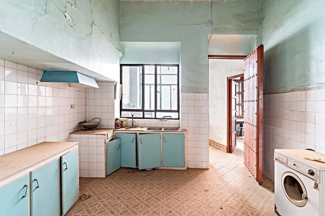 5 soveværelse Lejlighed til salg i Berja - € 49.900 (Ref: 9112282)