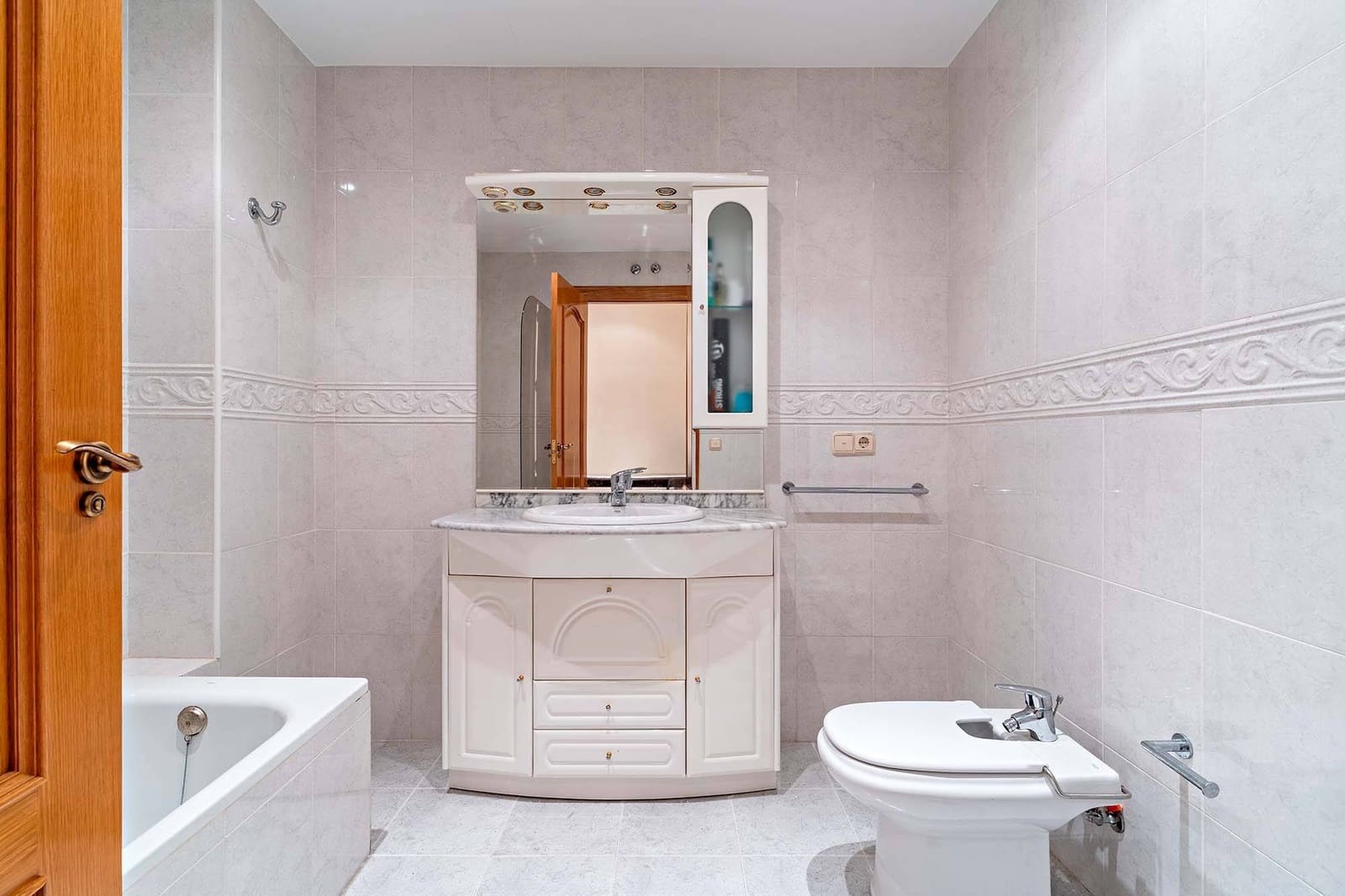 4 soverom Leilighet til salgs i Albunol med garasje - € 210 000 (Ref: 9134336)