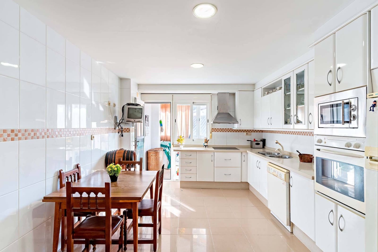 4 soverom Leilighet til salgs i Albunol med garasje - € 210 000 (Ref: 9134336)