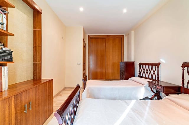 4 soverom Leilighet til salgs i Albuñol med garasje - € 210 000 (Ref: 9134336)