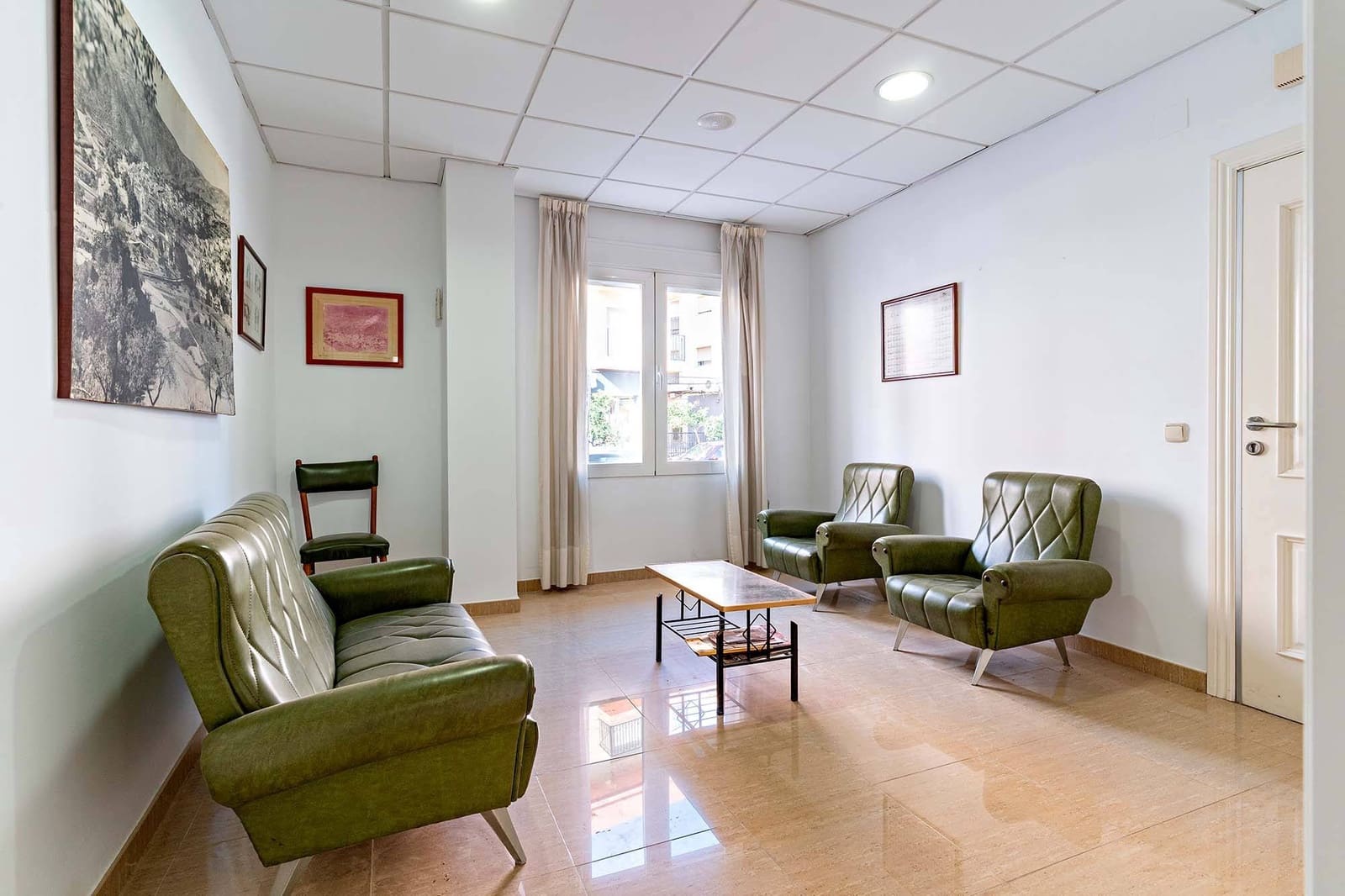 Erhverv til salg i Albunol - € 55.000 (Ref: 9134337)