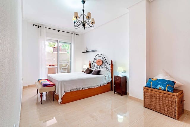 1 soveværelse Lejlighed til salg i Aguadulce (Almeria), Roquetas de Mar med swimmingpool garage - € 156.000 (Ref: 9137032)