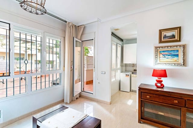 1 soveværelse Lejlighed til salg i Aguadulce (Almeria), Roquetas de Mar med swimmingpool garage - € 156.000 (Ref: 9137032)