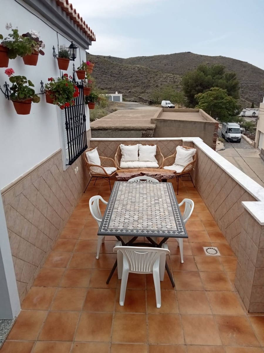 2 bedroom Flat for sale in Velefique - € 110,000 (Ref: 9137033)