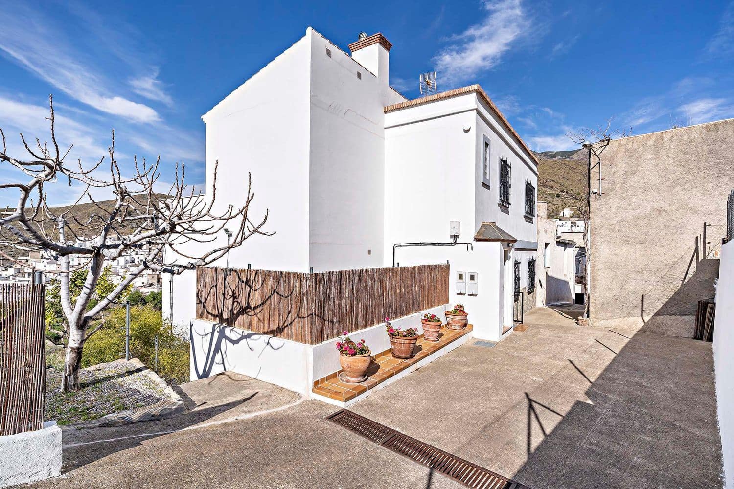 2 bedroom Flat for sale in Velefique - € 110,000 (Ref: 9137033)