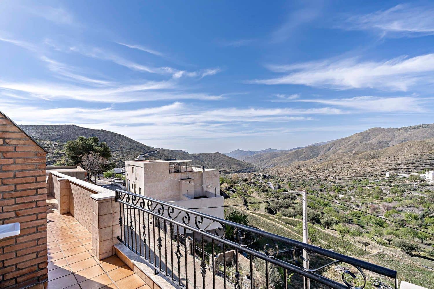 2 bedroom Flat for sale in Velefique - € 110,000 (Ref: 9137033)