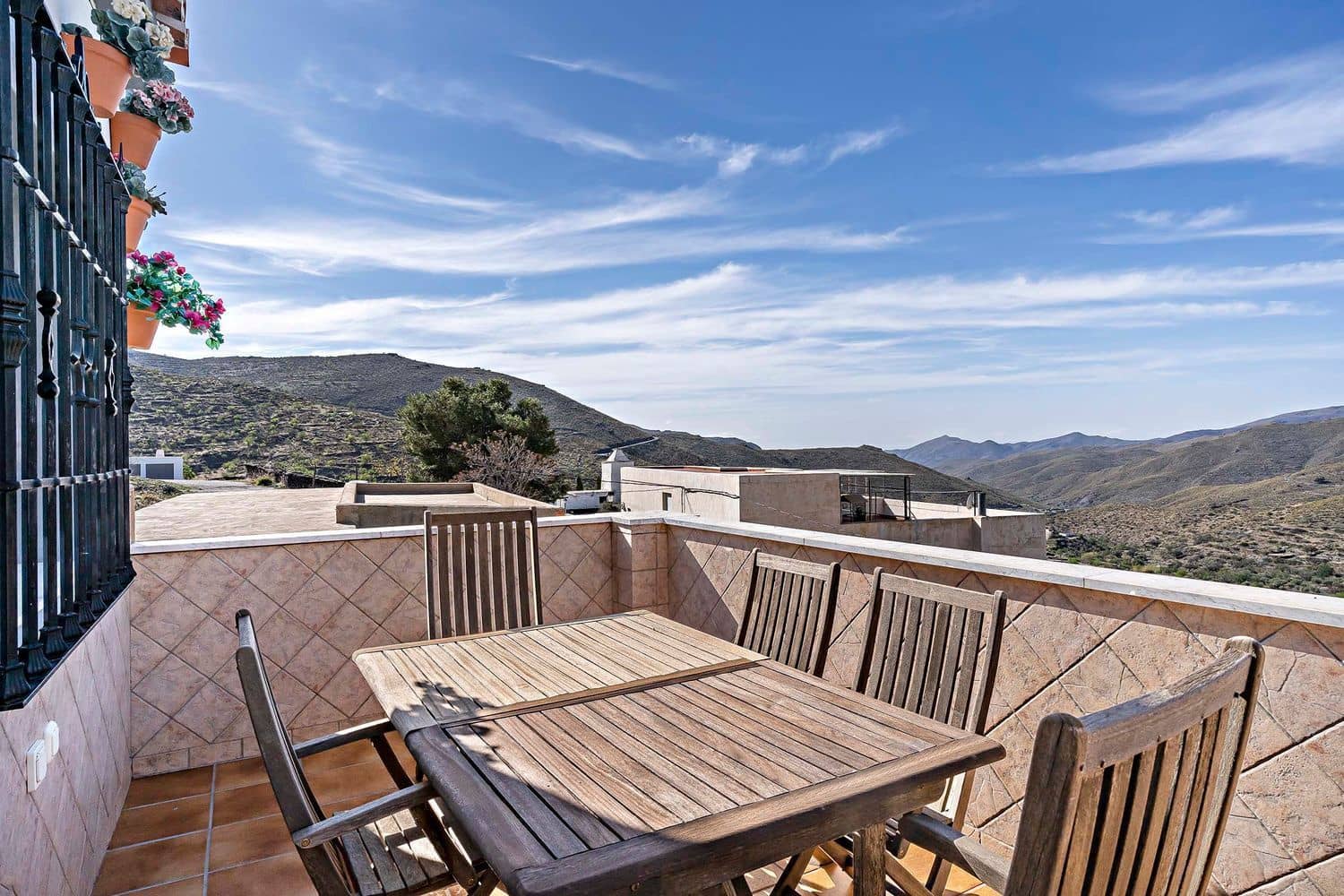 2 bedroom Flat for sale in Velefique - € 110,000 (Ref: 9137033)