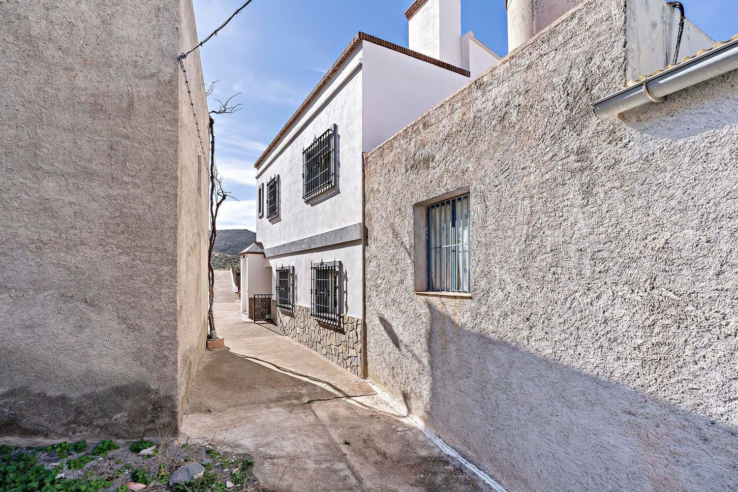 2 bedroom Flat for sale in Velefique - € 110,000 (Ref: 9137033)