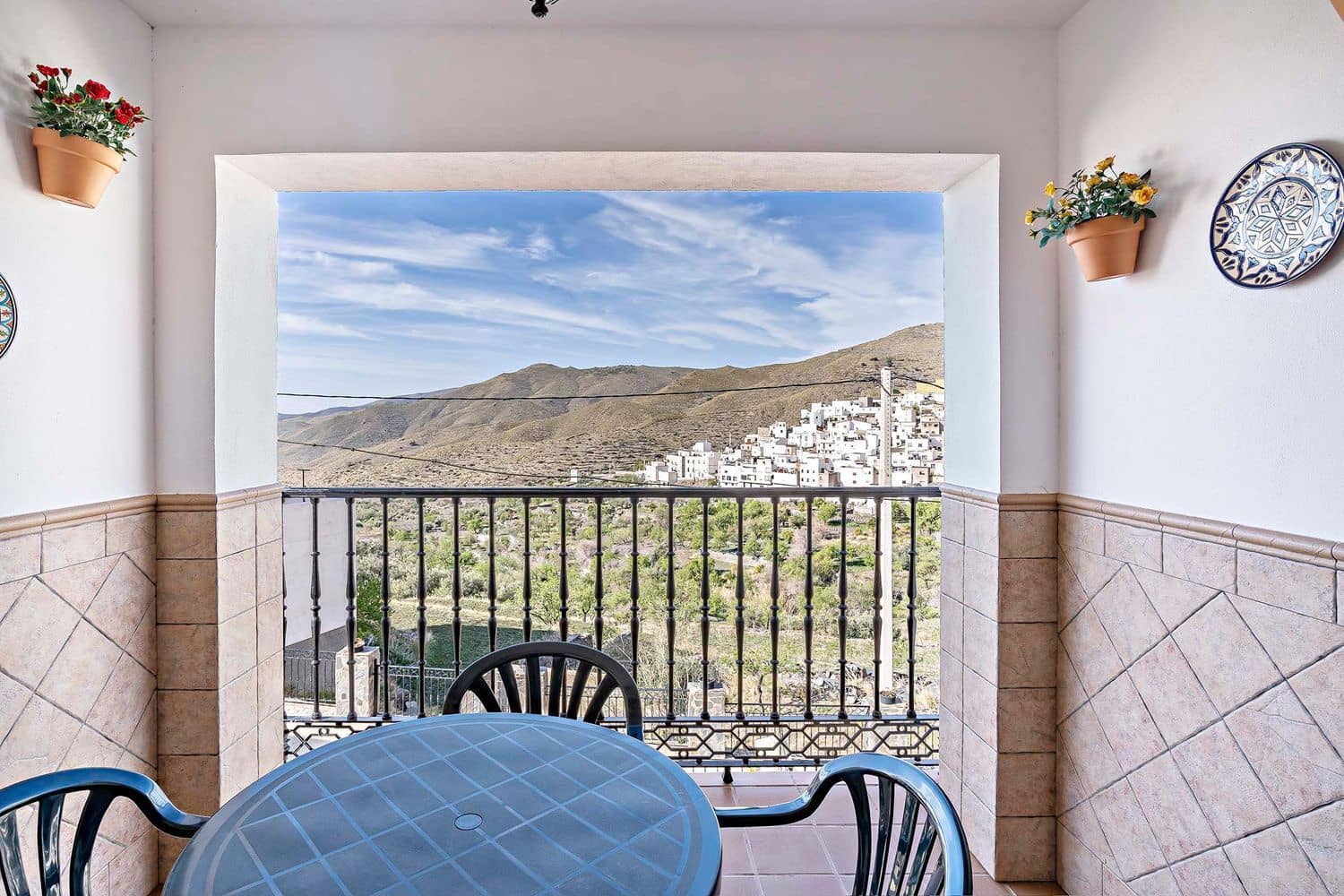 3 slaapkamer Flat te koop in Velefique - € 110.000 (Ref: 9137034)