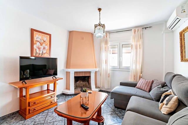 4 soveværelse Rækkehus til salg i Almería by med garage - € 280.000 (Ref: 9145443)