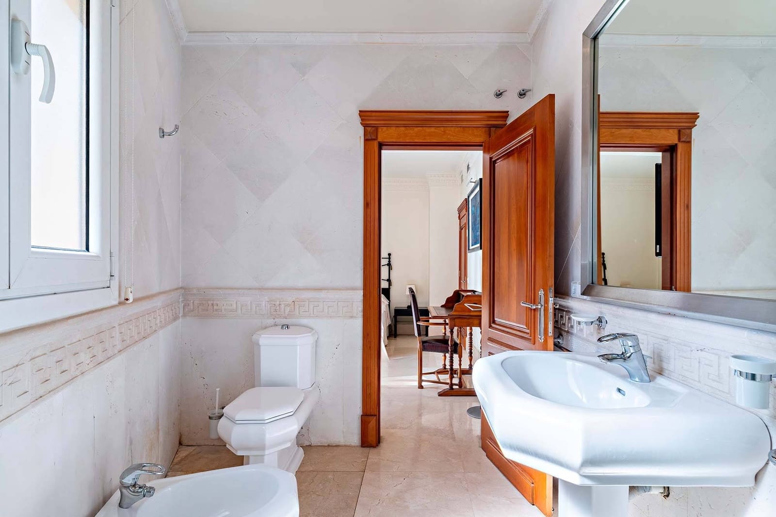 4 soveværelse Penthouse til leje i Almeria by - € 1.900 (Ref: 9149196)